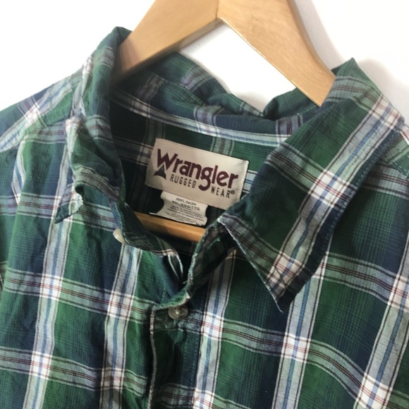 Wrangler rugged wear plaid button down shirt - Picture 4 of 8